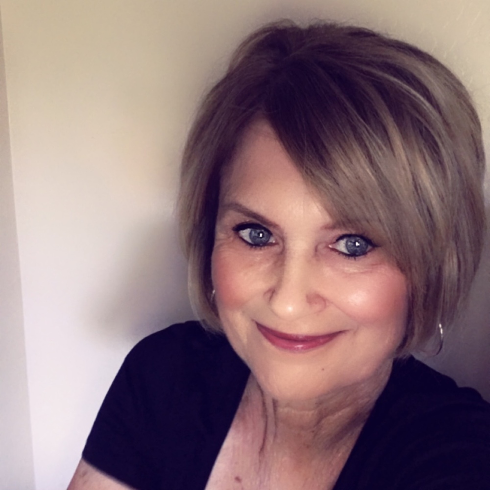 Meet your Posher, Linda